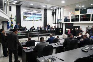 Voto secreto aprovado na Câmara de Cuiabá em sessão decisiva.