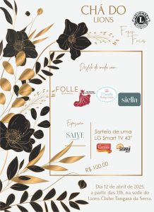 Mulheres participam do Chá Beneficente do Lions Clube Tangará da Serra, evento com desfile de moda e sorteios.