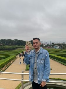 Dane Max realiza leitura de tarô em Tangará da Serra como forma de autoconhecimento