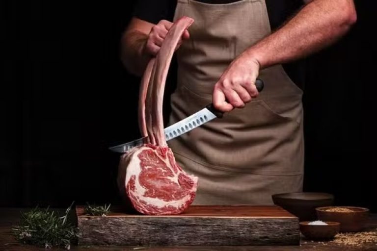 Gráfico mostrando o aumento da alíquota da reforma tributária devido à isenção de carnes na cesta básica.