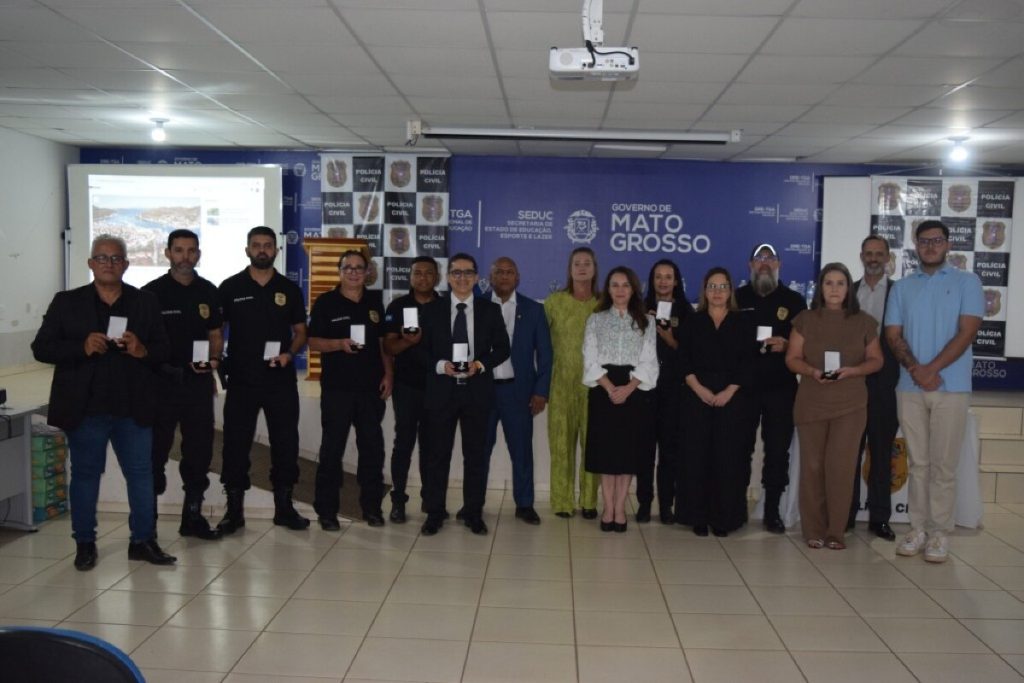 Policiais da Regional de Tangará da Serra tem trabalho reconhecido com entrega de medalhas | Tangará Online
