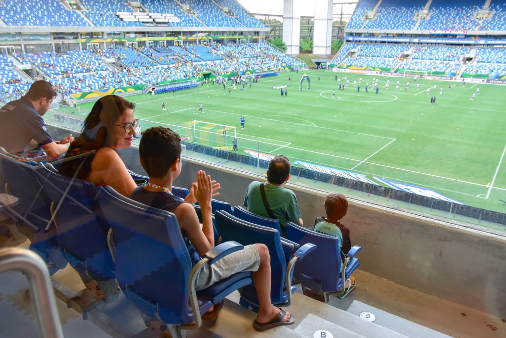 Camarote do Autista na Arena Pantanal promovendo inclusão social.