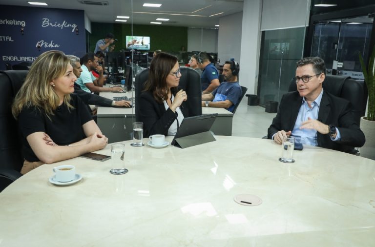 Rogério Gallo durante entrevista sobre estratégias de combate à sonegação fiscal em Mato Grosso.