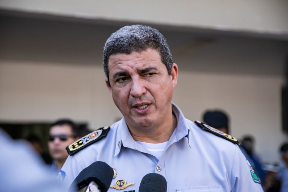 Coronel Alexandre Mendes critica desafios da PMMT no combate ao crime organizado.