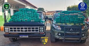 Gefron apreende 140 tabletes de cocaína escondidos em veículo em Barra do Bugres.
