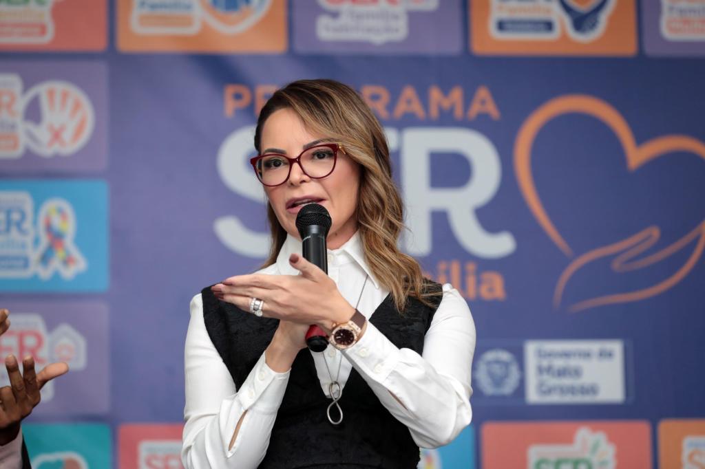 Bônus de Natal de R$ 220 para beneficiários do programa SER Família em Mato Grosso.