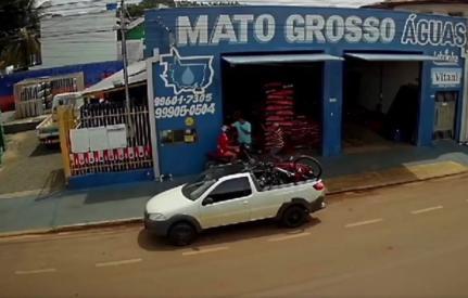 Local do atropelamento em Tangará da Serra envolvendo idoso e motociclista.