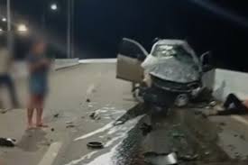 Caminhonete acidentada na MT-251, Cuiabá, após adolescente de 14 anos pegar o carro do pai.