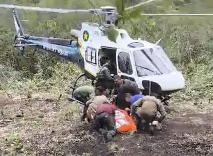 Resgate de piloto após queda de avião agrícola em Nova Canaã do Norte.