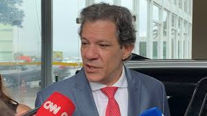 Fernando Haddad anuncia revogação da normativa sobre Pix e reforça sigilo bancário.