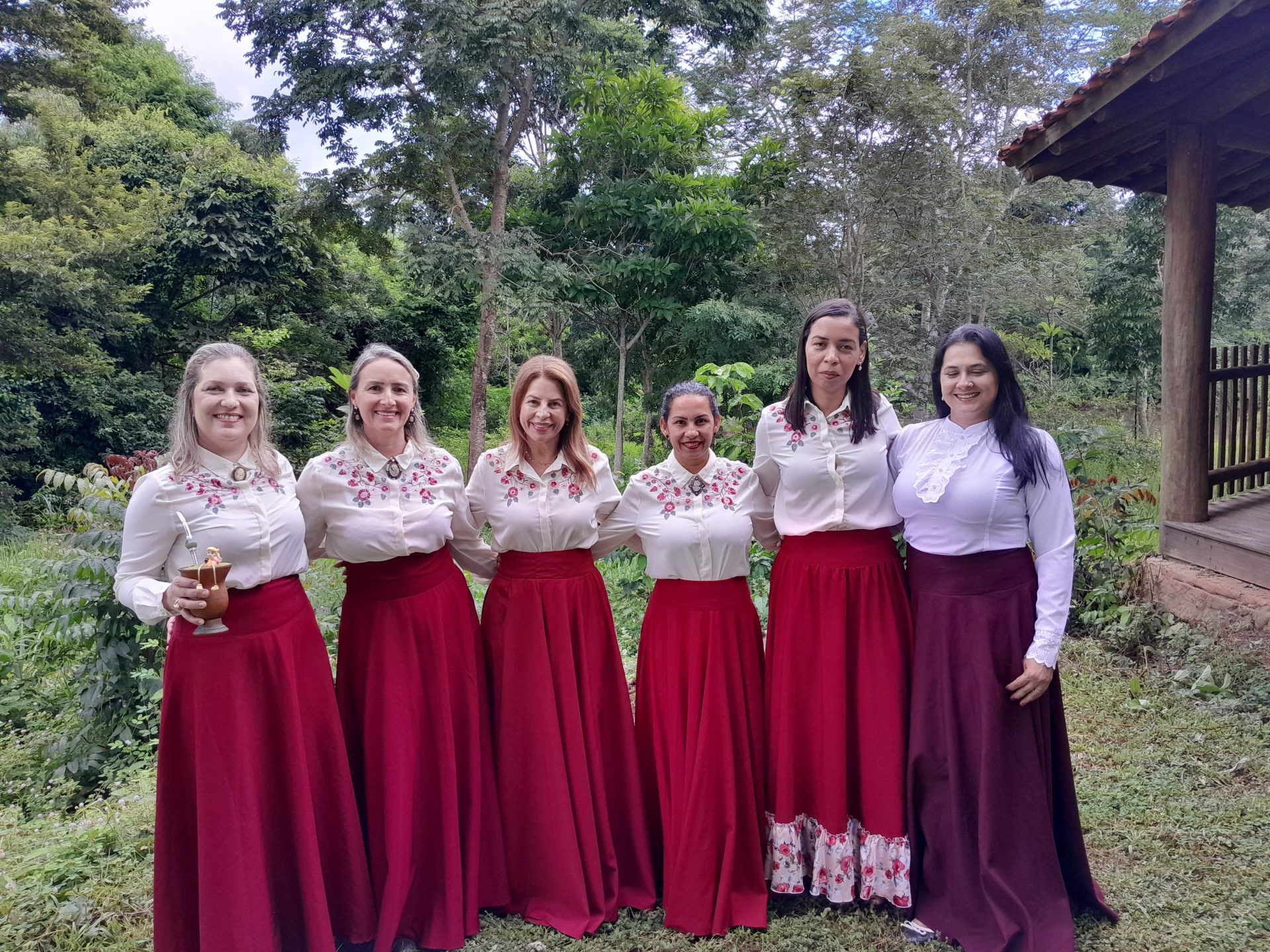 Primeira patronagem feminina do CTG Aliança da Serra em Tangará da Serra.