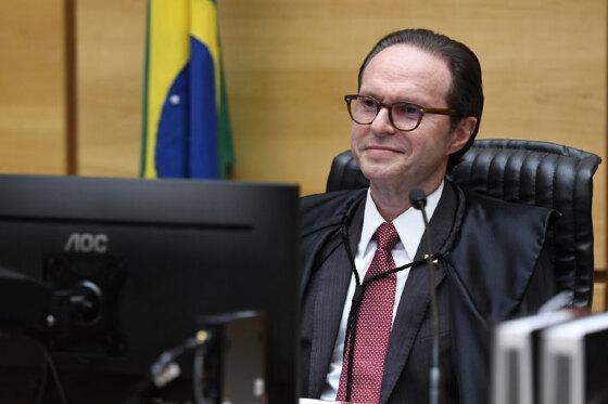 STJ reduz pena de condenado por tráfico de drogas em Mato Grosso.