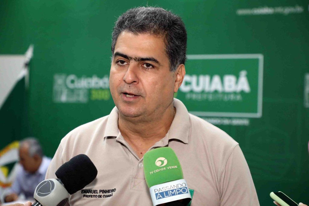 Emanuel Pinheiro recupera direitos após decisão do TJMT que suspende restrições.