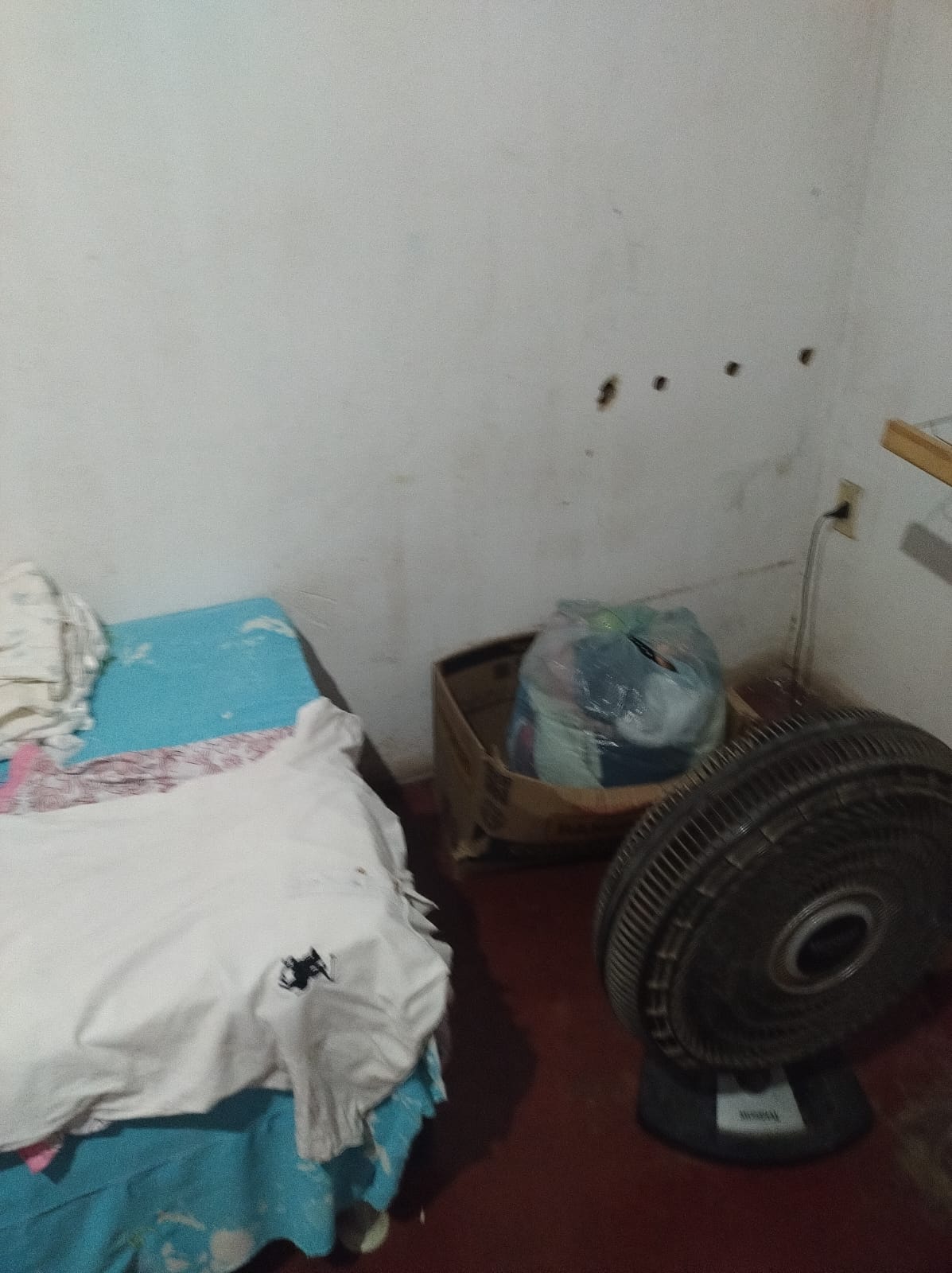Fiscalização interdita abrigo de idosos clandestino em Várzea Grande devido a irregularidades.