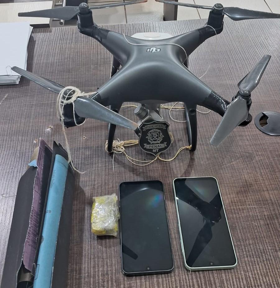 Drone com celulares e drogas apreendido na Penitenciária de Rondonópolis.