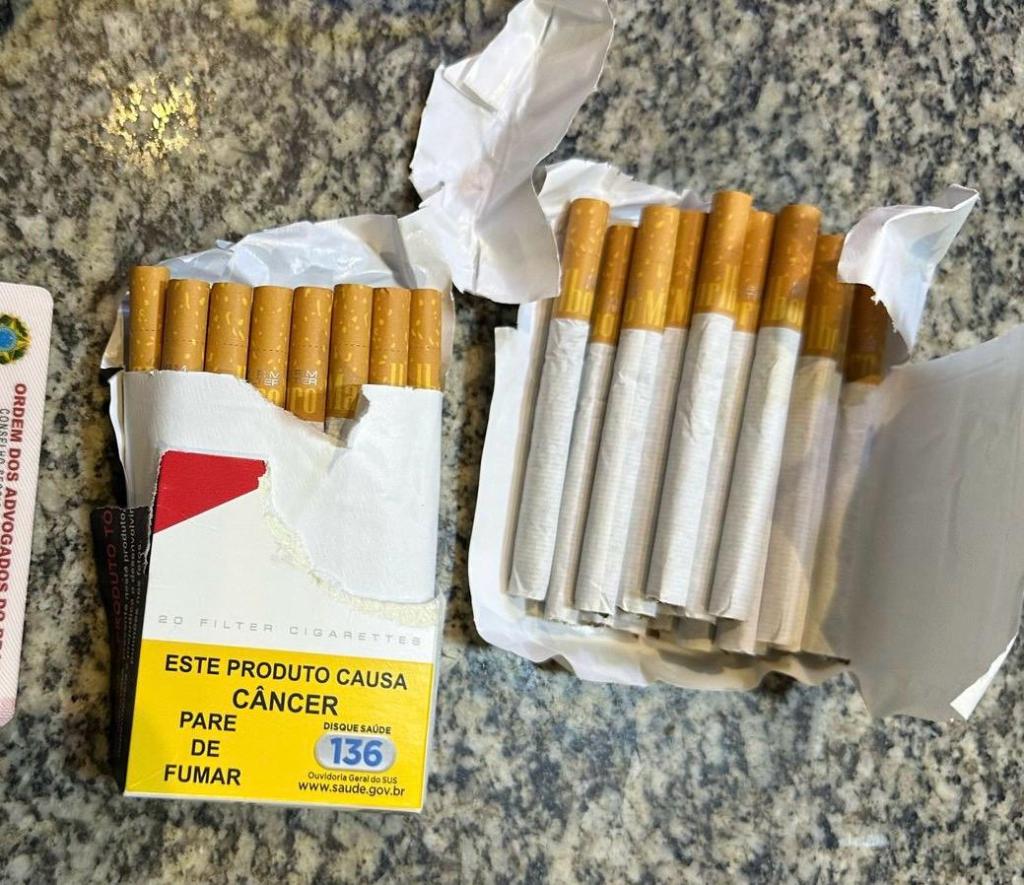 - Advogados flagrados tentando entrar com cigarros na Penitenciária Central de MT.
