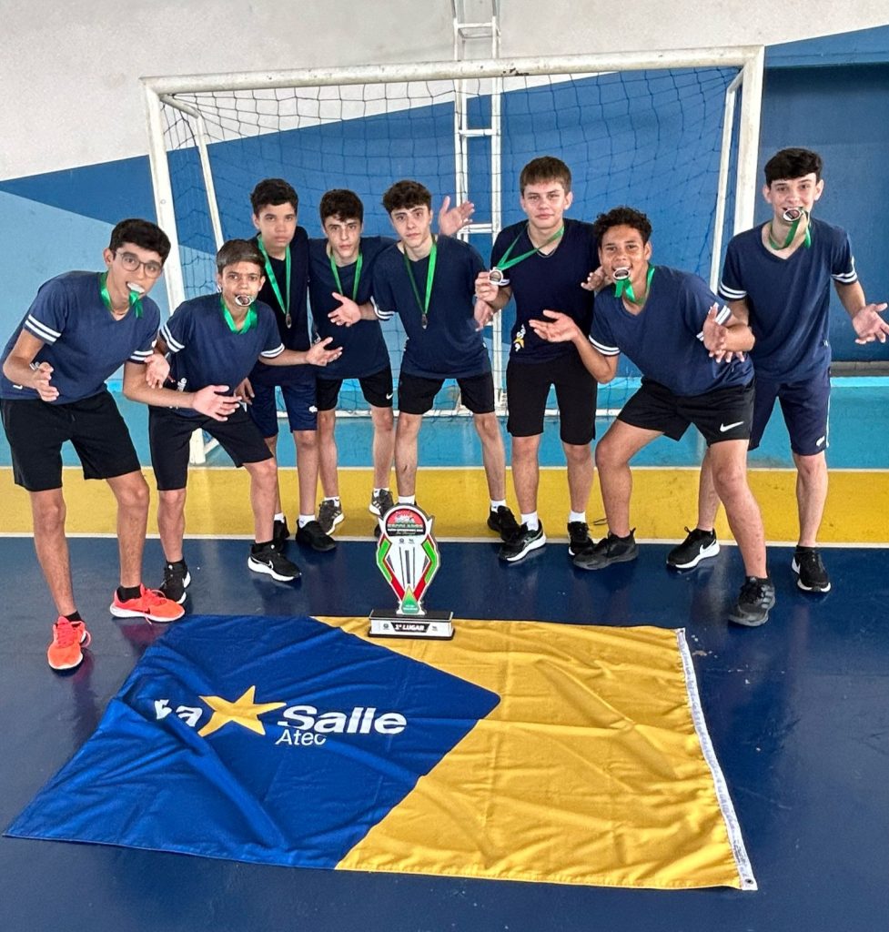 Equipe do Colégio La Salle Atec campeã dos Jogos Escolares Mato-grossenses no futsal masculino.