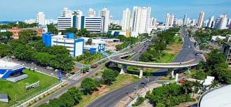 - Crescimento econômico do Centro-Oeste impulsiona o mercado imobiliário em 2025.