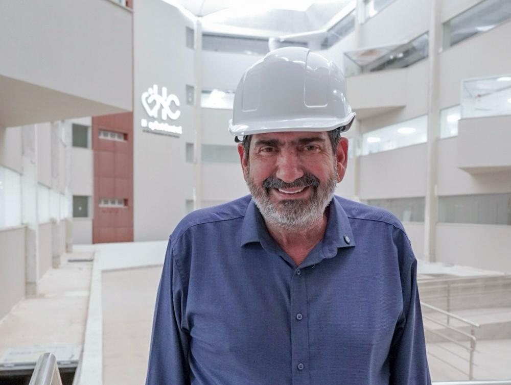 Cerimônia de assinatura do contrato para gestão do Hospital Central de Cuiabá pelo Hospital Albert Einstein