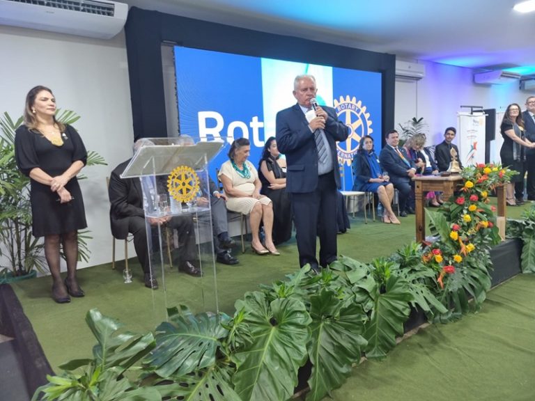 Governador do Rotary Donizeti Aparecido organiza Conferência Distrital em Cuiabá com tema Magia e Paz