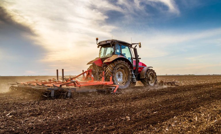 Crédito rural do Plano Safra 2024/25 movimenta R$ 298 bilhões até abril