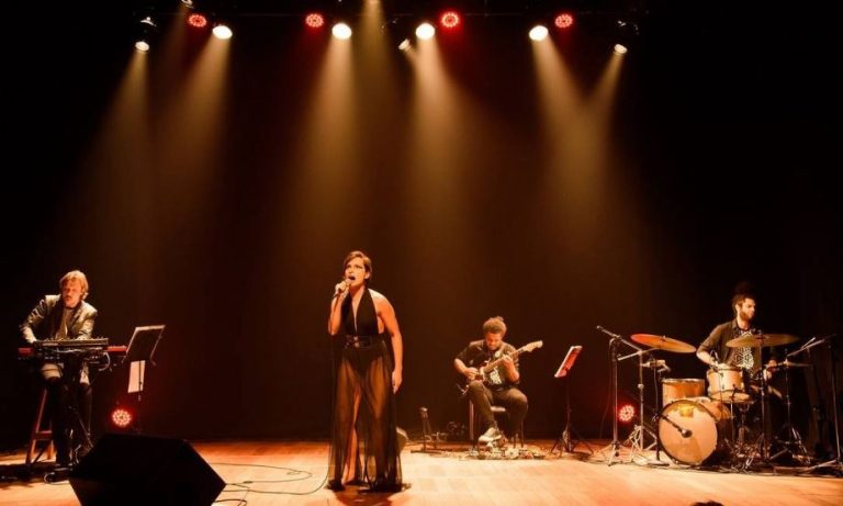 Show de Marcela Mangabeira no Chapada Bossa em Chapada dos Guimarães