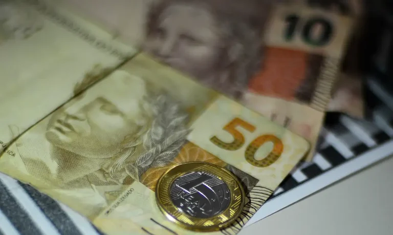 enan Filho anuncia congelamento de gastos e aumento do IOF como parte do ajuste fiscal 2025