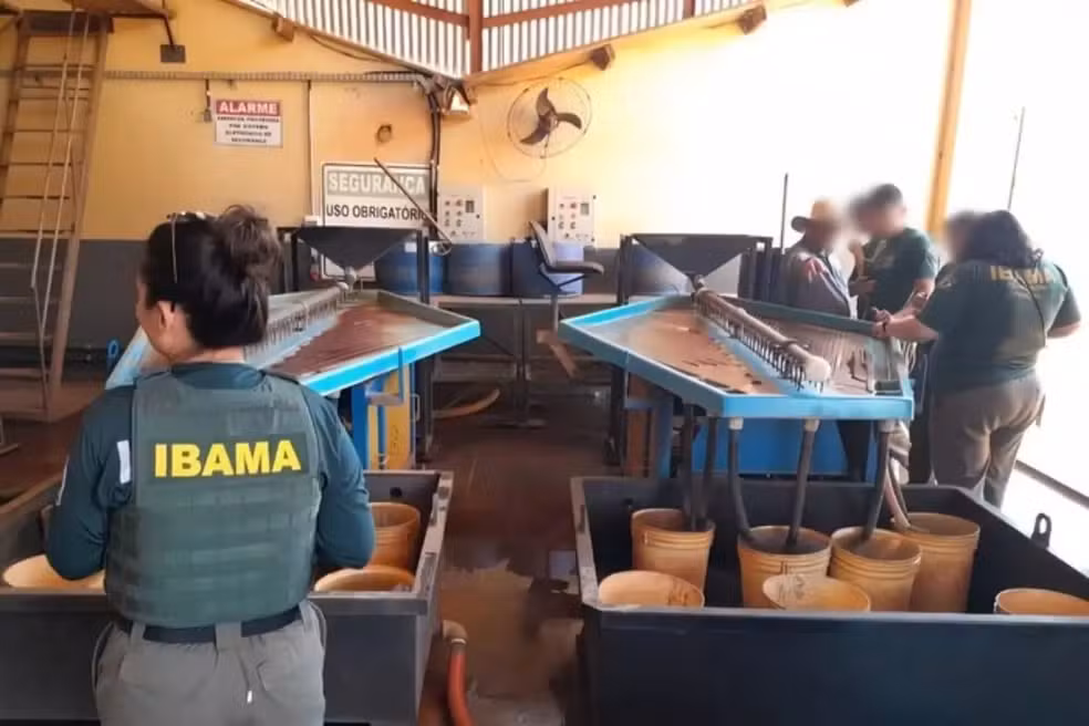 Fiscalização do Ibama contra uso irregular de mercúrio em garimpos ilegais no Mato Grosso