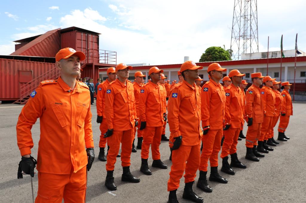 Uniforme laranja dos Bombeiros de Mato Grosso entra em vigor em julho