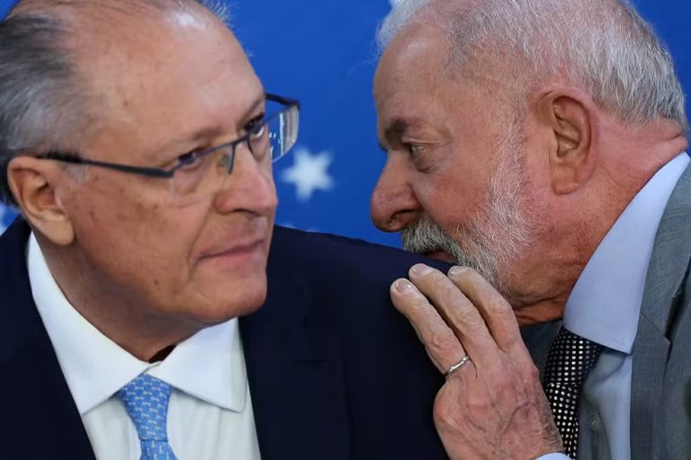 Alckmin e Mauro Vieira assinam carta sobre tarifa de 50% dos EUA