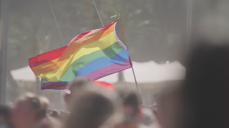 Estupros e homicídios contra LGBTQIAPN+ aumentam drasticamente em Mato Grosso em 2024