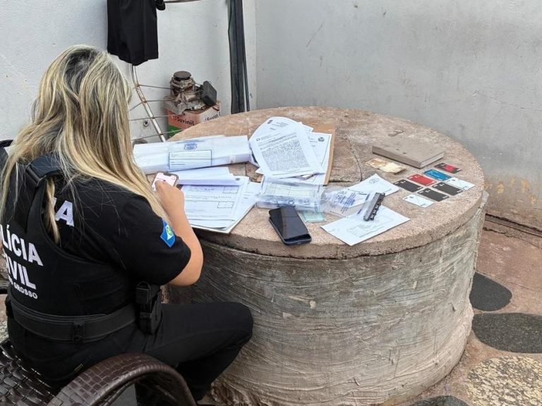 Polícia Civil cumpre mandados em operação contra golpe em aposentados com prejuízo de R$ 400 mil