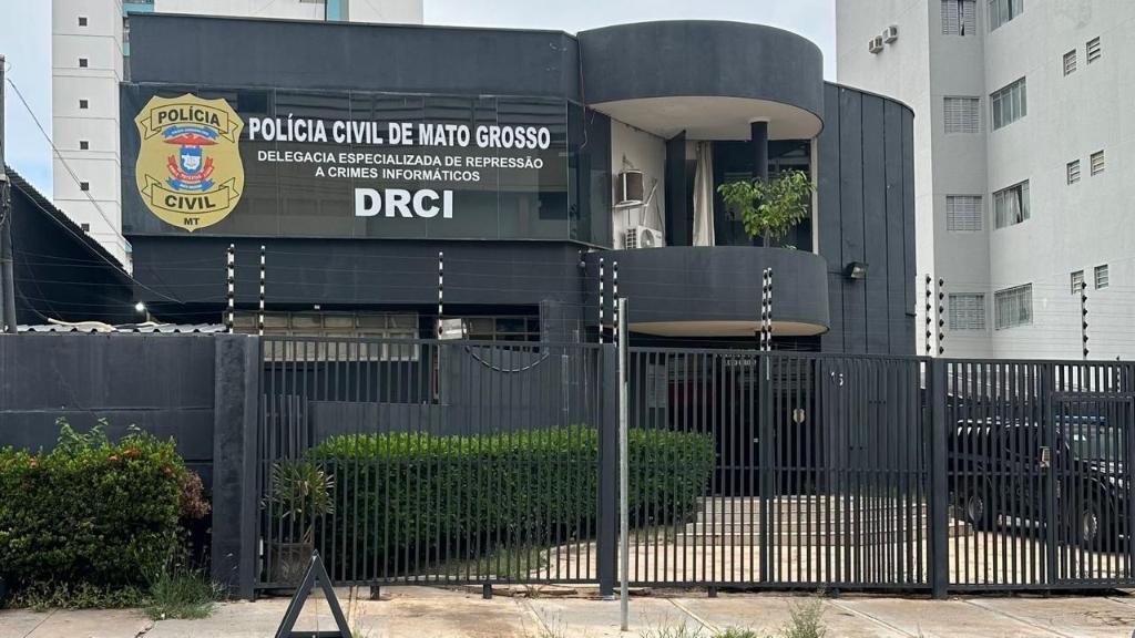 Polícia prende homem com 2.971 arquivos de abuso sexual infantil em cidade do interior de MT