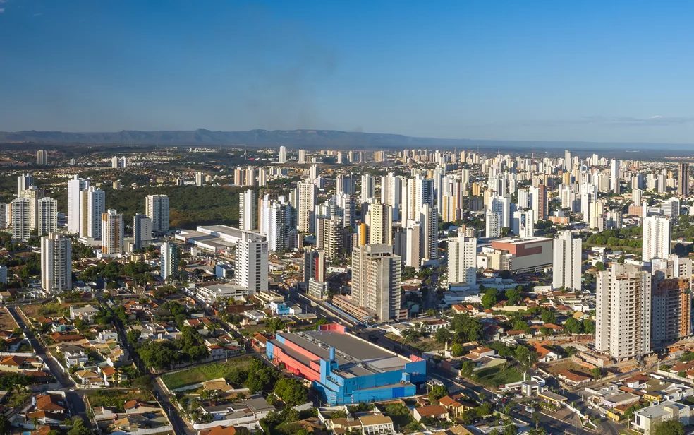 Fachada de imóvel em leilão de construtora falida em Mato Grosso