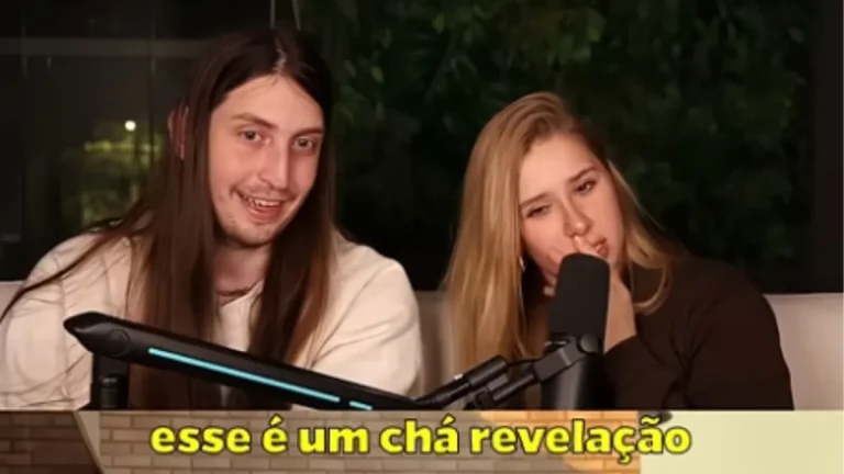 Felca e Cela Lopes em live com comentário sobre chá revelação de pobre