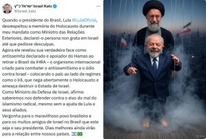 imagem com lula representado como marionete do líder supremo do irã, ali khamenei