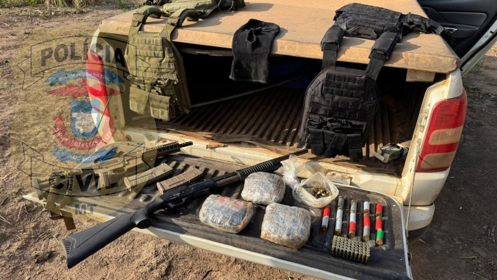 arsenal de guerra apreendido em área rural pela polícia