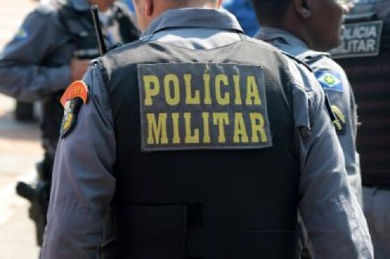 - Polícia prende homem por tentativa de estupro contra a mãe de 62 anos