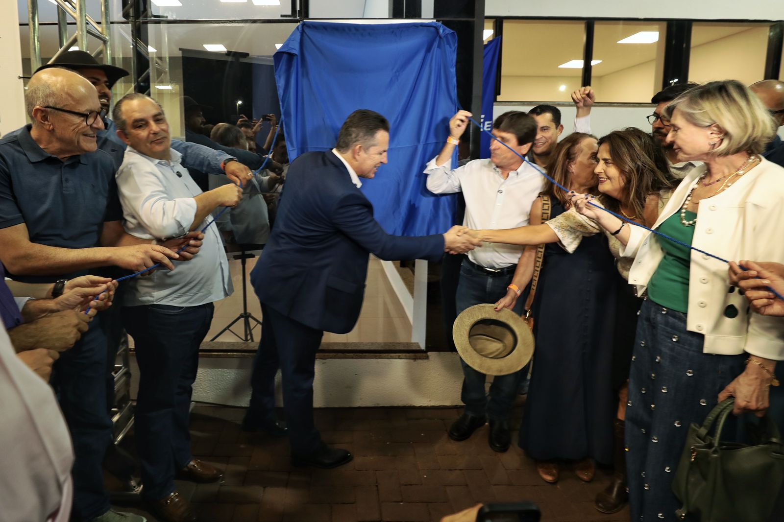 - Inauguração do Centro de Eventos em Tangará da Serra com participação de autoridades