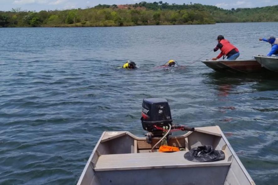 Bombeiros encontram corpos de quatro pescadores após naufrágio no Rio Jauru