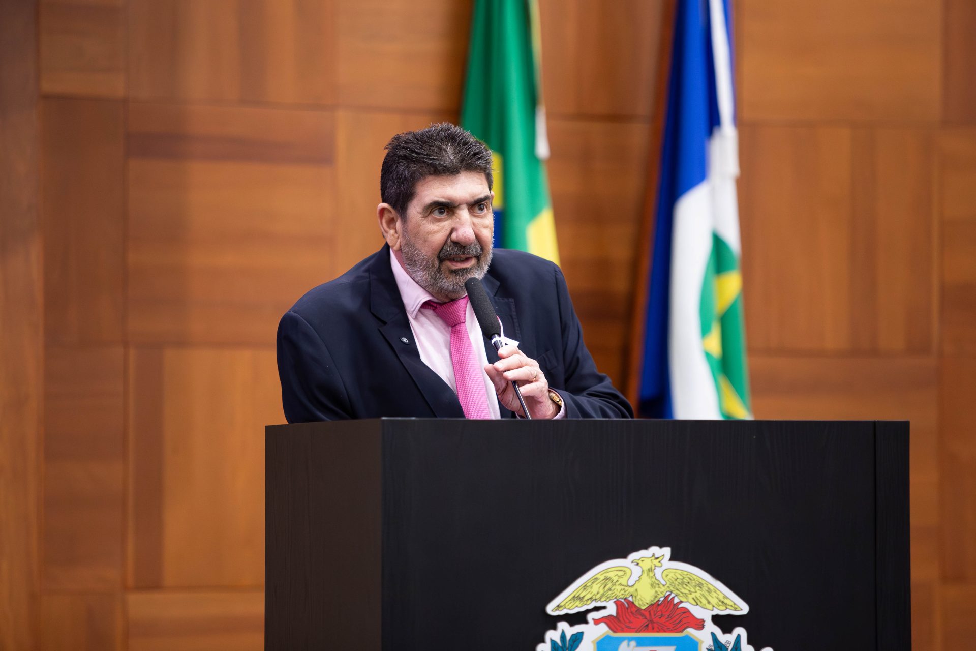 Dr. João propõe Restaurante Popular e Ganha Tempo em Tangará da Serra